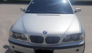 BMW 320i lleno