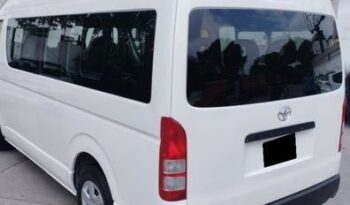 TOYOTA HIACE 2020 lleno