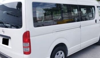 TOYOTA HIACE 2020 lleno