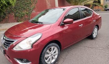 Nissan Versa 2016 lleno