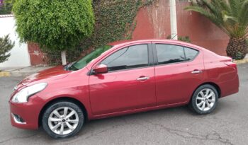 Nissan Versa 2016 lleno